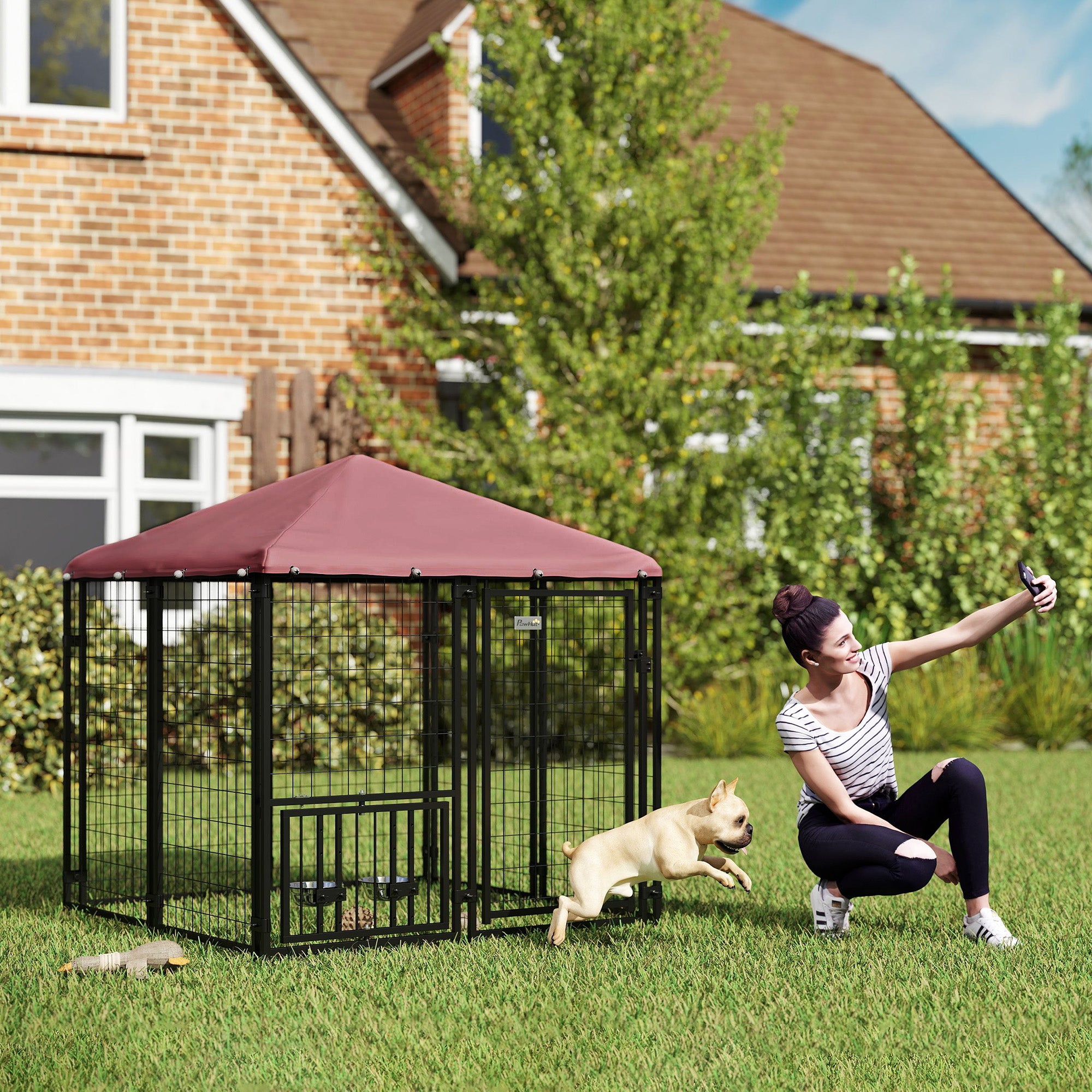 4.6' Outdoor Dog Kennel with Welded Wire, Adjustable Bowls & Waterproof Cover